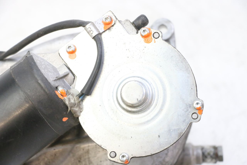 photo de MOTEUR ROLL LOCK PIAGGIO MP3 125 (2006 - 2014) - Zoom composants