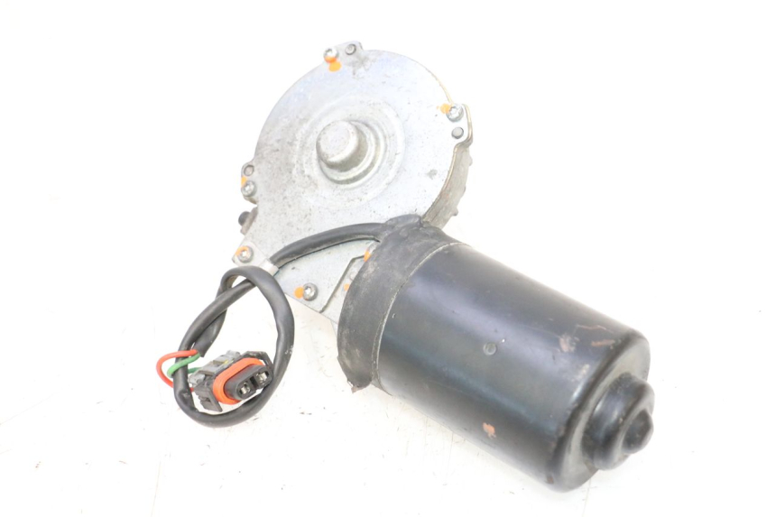 photo de MOTEUR ROLL LOCK PIAGGIO MP3 RL 250 (2006 - 2010) - Gros plan technique