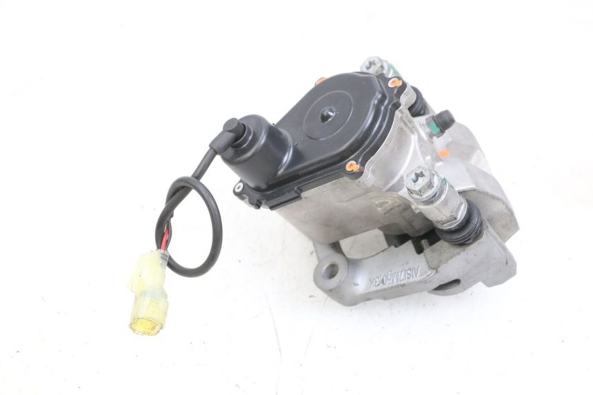 photo de MOTEUR ROLL LOCK YAMAHA TRICITY 300 (2020 - 2024) - Pièce contrôlée