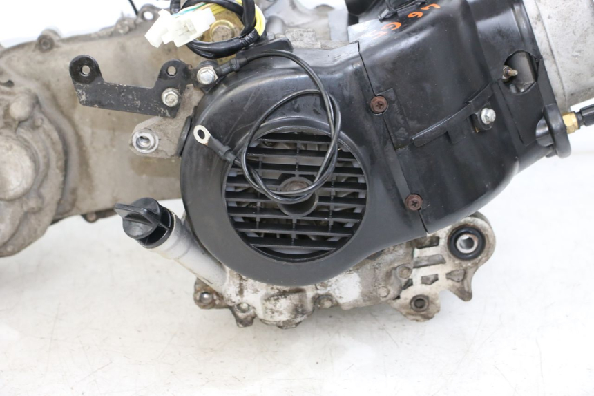 photo de MOTEUR TNT MOTOR ROMA 10' 4T 50 (2019 - 2022) - Vue d’ensemble