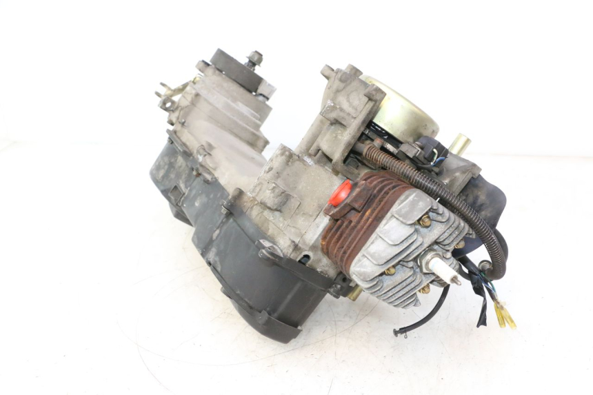 photo de MOTEUR TNT MOTOR ROMA 12' 2T 50 (2007 - 2018) - Points de fixation