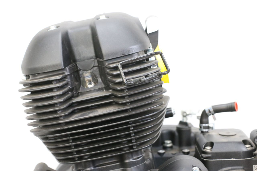 photo de MOTEUR ROYAL ENFIELD CONTINENTAL GT 650 (2019 - 2024) - Angle alternatif