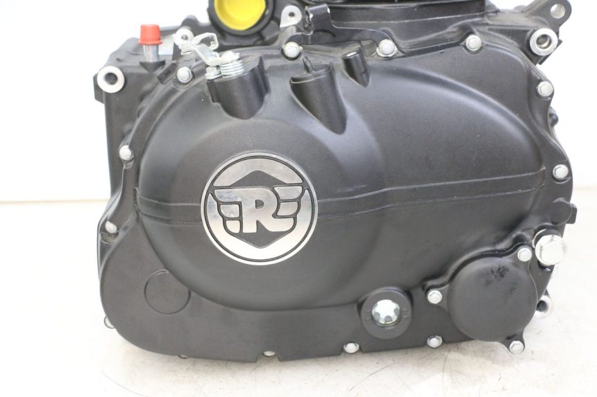 photo de MOTEUR ROYAL ENFIELD SCRAM 411 (2022 - 2024) - Marquages et références