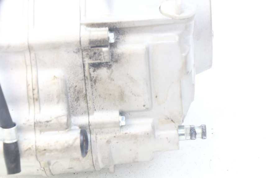 photo de MOTEUR APOLLO RXF 125 - Gros plan technique