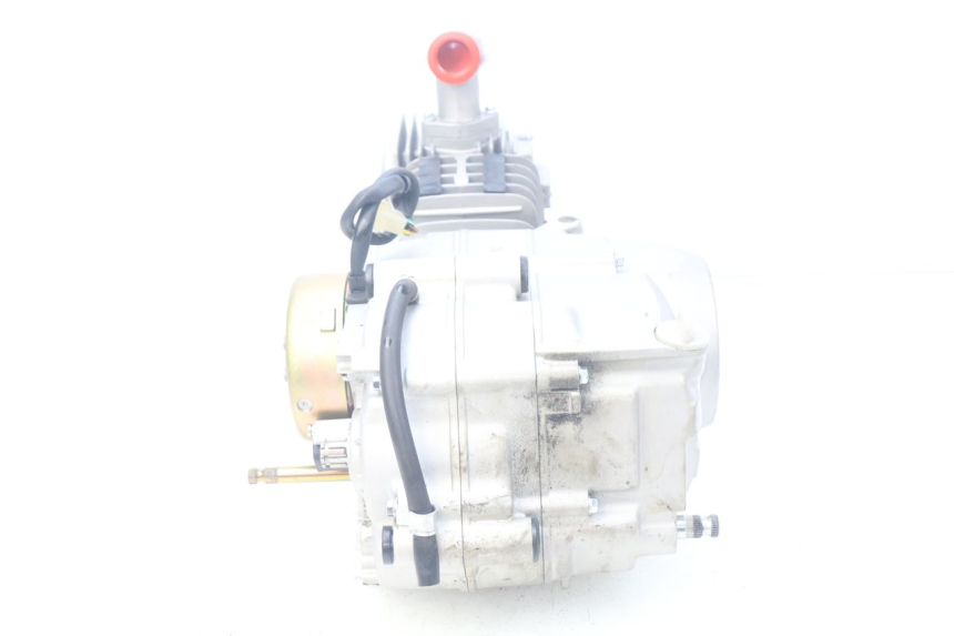 photo de MOTEUR APOLLO RXF 125 - Points de fixation