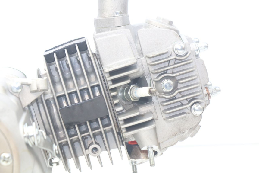 photo de MOTEUR APOLLO RXF 125 - État de surface