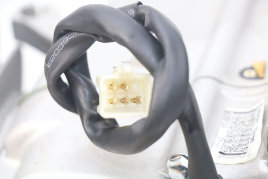 photo de MOTEUR APOLLO RXF 125 - Marquages et références