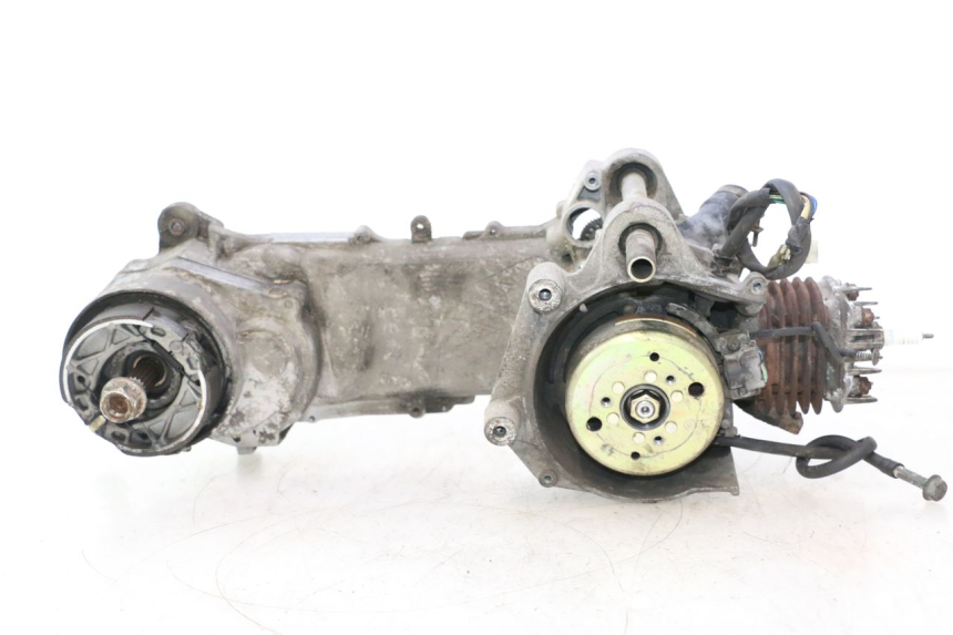 photo de MOTEUR KEEWAY RY6 2T 50 (2011 - 2019) - Angle alternatif