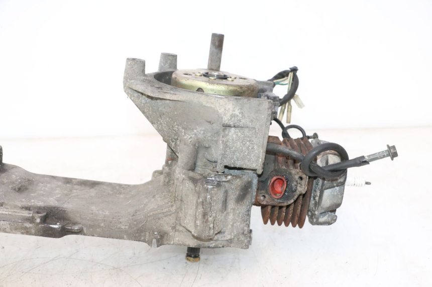 photo de MOTEUR KEEWAY RY6 2T 50 (2011 - 2019) - État de surface