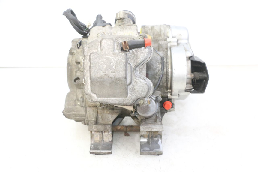photo de MOTEUR PEUGEOT SATELIS 125 (2013 - 2018) - Vue rapprochée