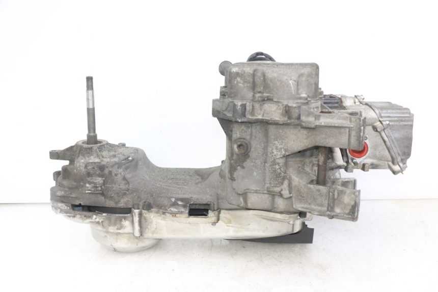 photo de MOTEUR PEUGEOT SATELIS 125 (2013 - 2018) - Autre angle de vue