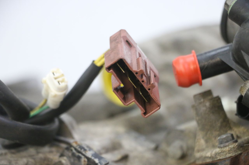 photo de MOTEUR PEUGEOT SATELIS 125 (2013 - 2018) - Gros plan technique