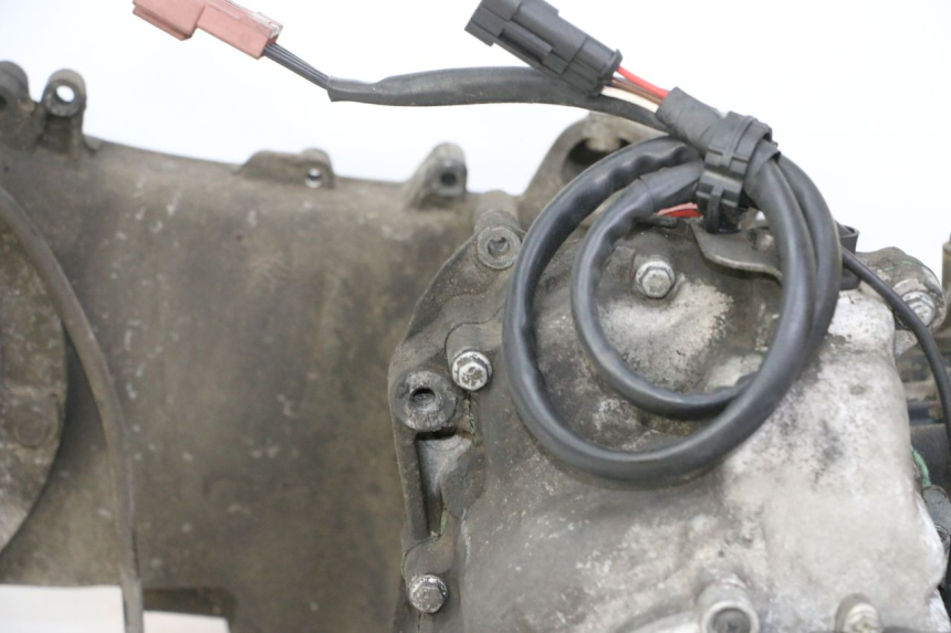 photo de MOTEUR PEUGEOT SATELIS 250 (2006 - 2012) - Vue d’ensemble