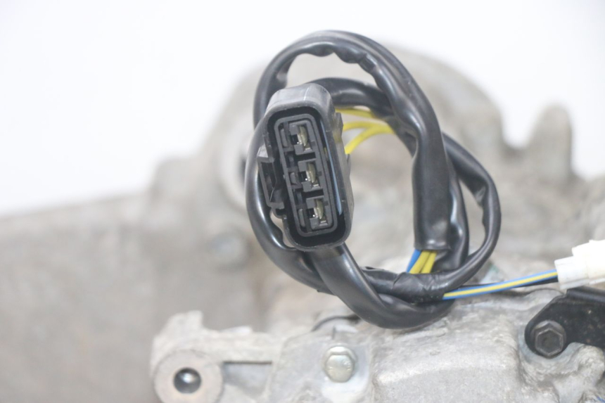 photo de MOTEUR PEUGEOT SATELIS 125 (2013 - 2018) - État de surface