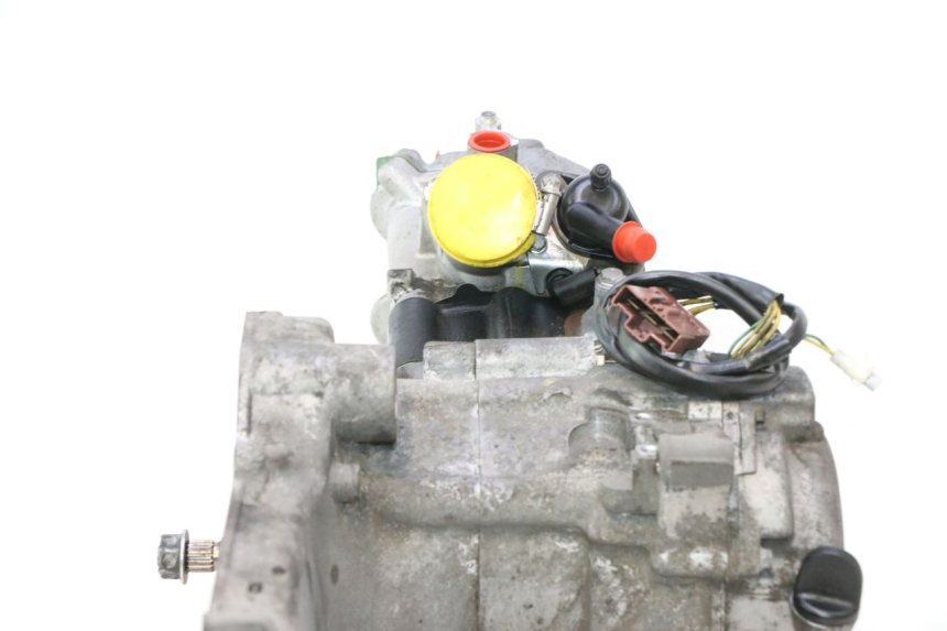 photo de MOTEUR PEUGEOT SATELIS 125 (2013 - 2018) - Zoom composants