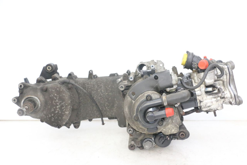 photo de MOTEUR APRILIA SCARABEO GT TOURING 125 (1999 - 2005) - Détails caractéristiques