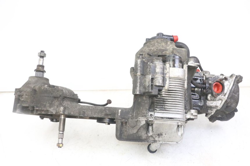 photo de MOTEUR APRILIA SCARABEO GT TOURING 125 (1999 - 2005) - Autre angle de vue