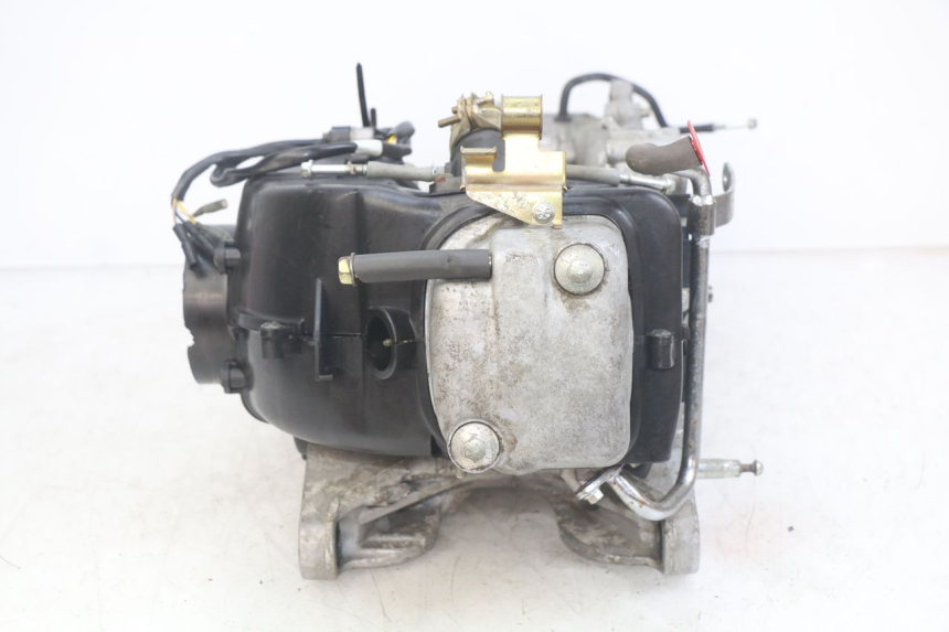 photo de MOTEUR HONDA SCV LEAD 100 (2003 - 2007) - Détails caractéristiques