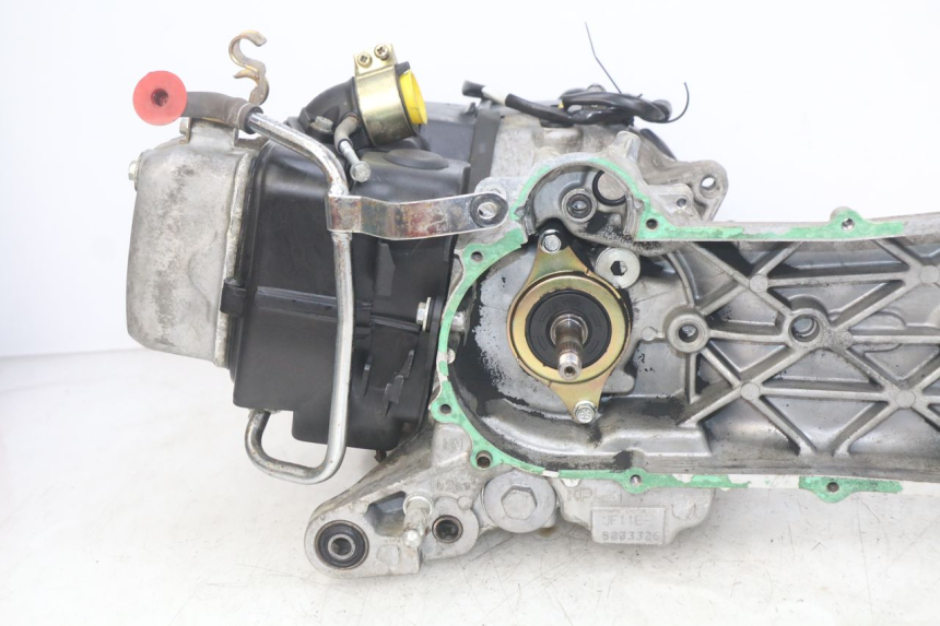 photo de MOTEUR HONDA SCV LEAD 100 (2003 - 2007) - Zoom composants