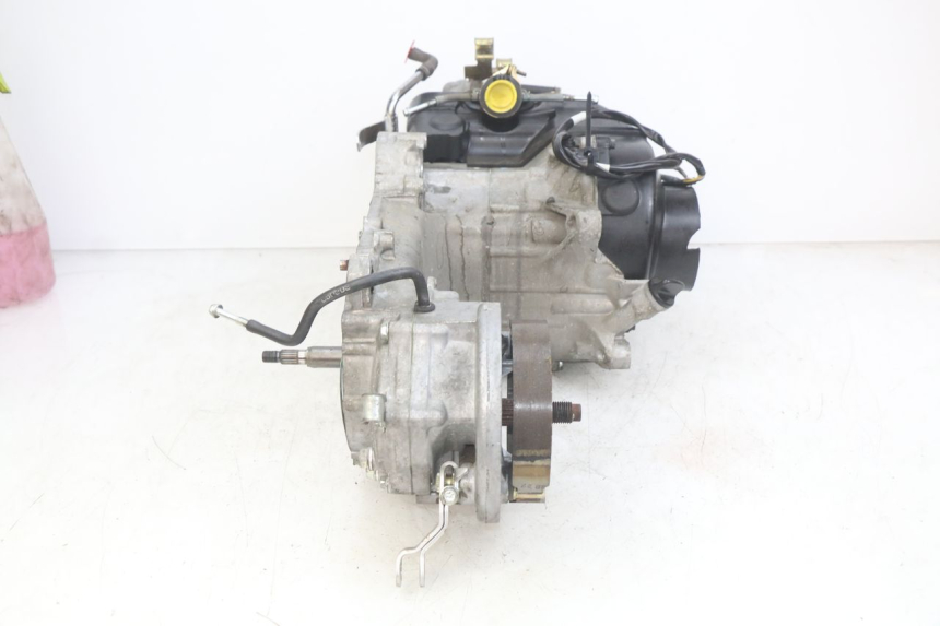 photo de MOTEUR HONDA SCV LEAD 100 (2003 - 2007) - Vue d’ensemble