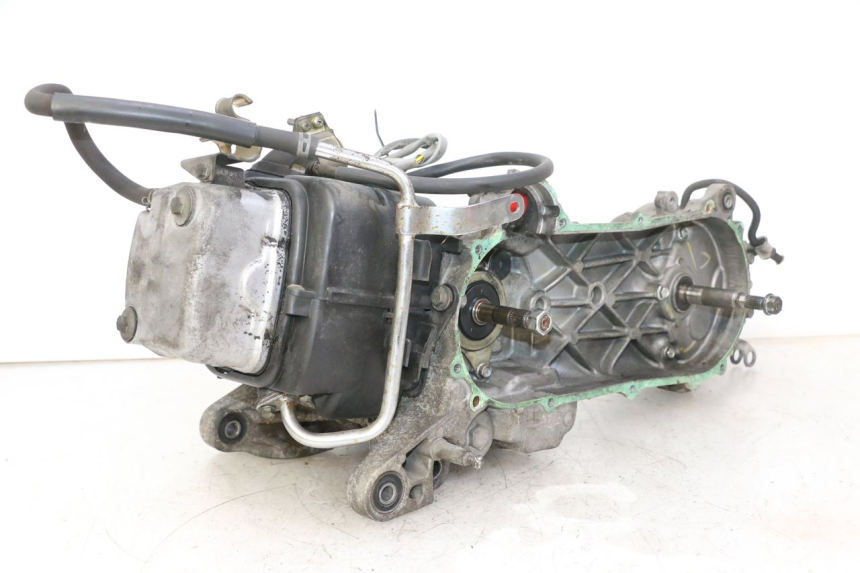 photo de MOTEUR HONDA SCV LEAD 100 (2003 - 2007) - Zoom qualité
