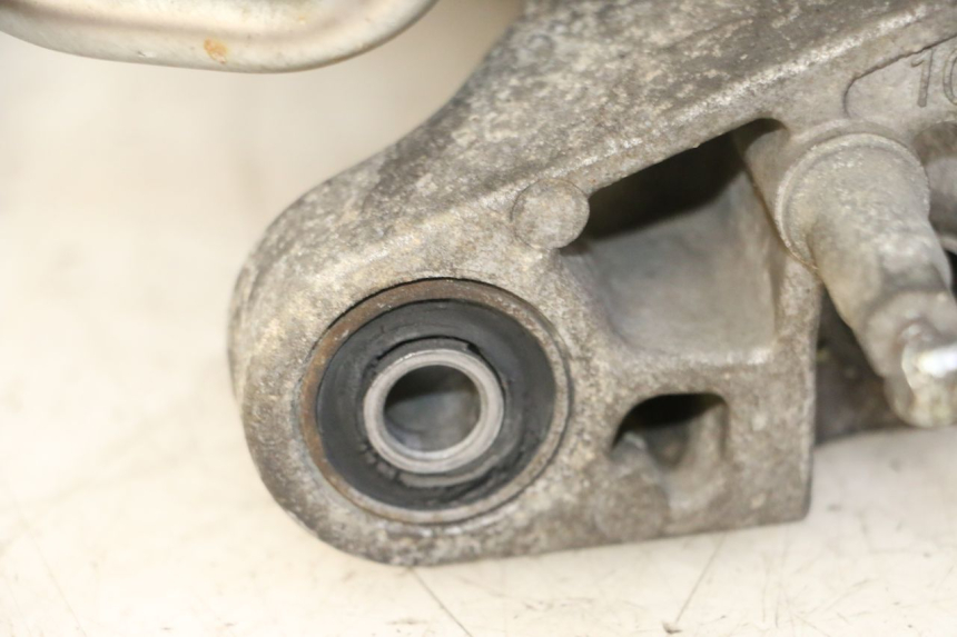 photo de MOTEUR HONDA SCV LEAD 100 (2003 - 2007) - Zoom état d’usage