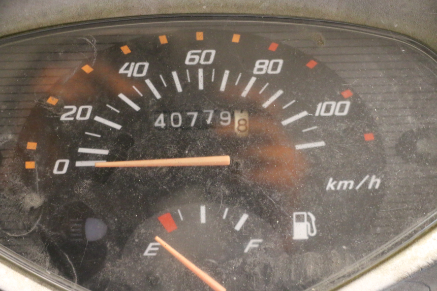 photo de MOTEUR HONDA SCV LEAD 100 (2003 - 2007) - Points de fixation