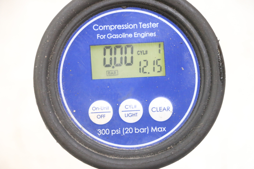 photo de MOTEUR TRIUMPH SPEED TRIPLE T301 900 (1994 - 1996) - Gros plan technique