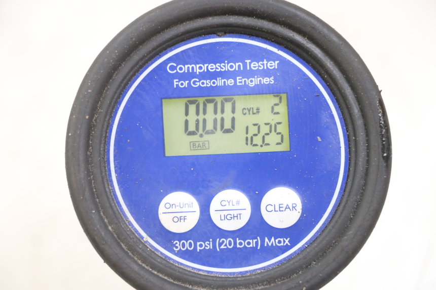 photo de MOTEUR TRIUMPH SPEED TRIPLE T301 900 (1994 - 1996) - Vue d’ensemble