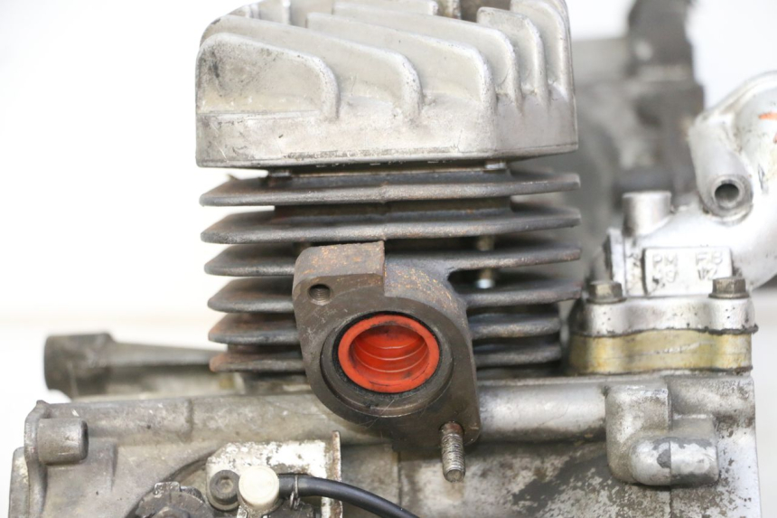 photo de MOTEUR PEUGEOT SPEEDAKE 50 (1995 - 1997) - Angle alternatif