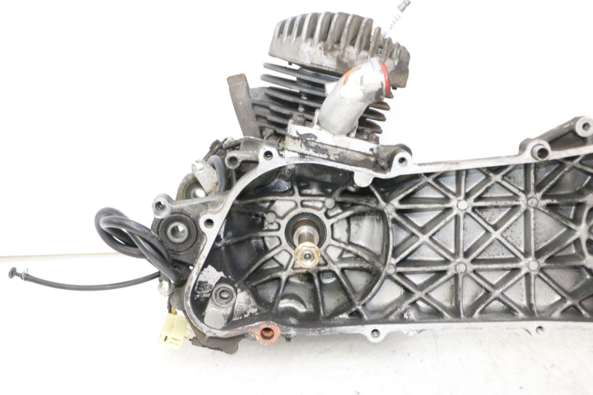 photo de MOTEUR PEUGEOT SPEEDAKE 50 (1995 - 1997) - Zoom état d’usage