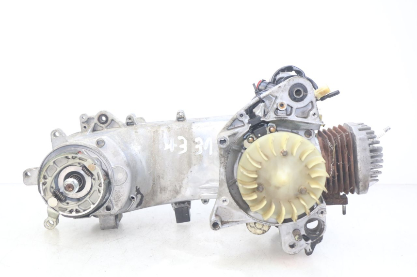 photo de MOTEUR PEUGEOT SPEEDFIGHT 3 AIR 50 (2009 - 2015) - Inspection visuelle