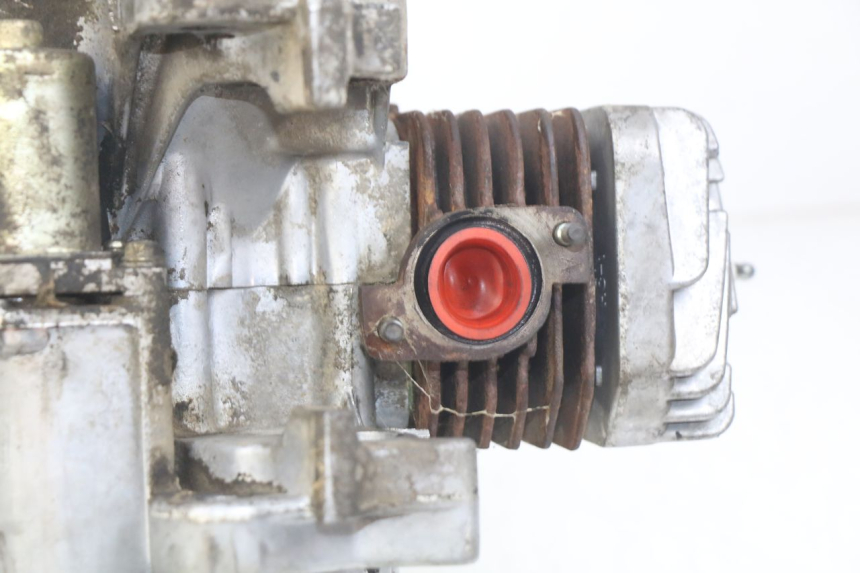 photo de MOTEUR PEUGEOT SPEEDFIGHT 3 AIR 50 (2009 - 2015) - État de surface
