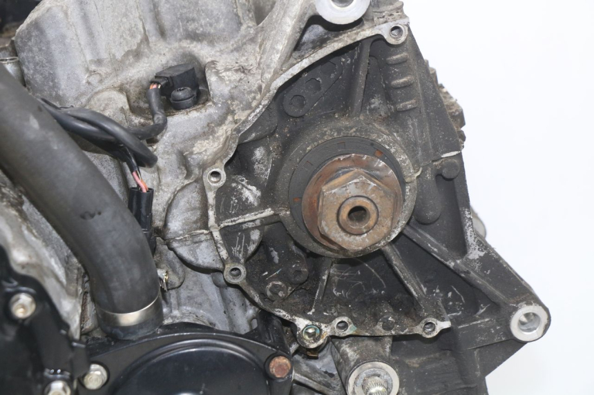 photo de MOTEUR TRIUMPH SPRINT ST ABS 1050 (2005 - 2007) - Gros plan technique