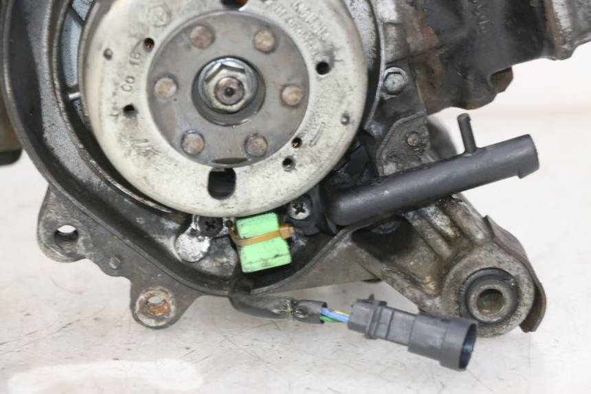 photo de MOTEUR APRILIA SR R 2T LC 50 (2018 - 2021) - Angle alternatif