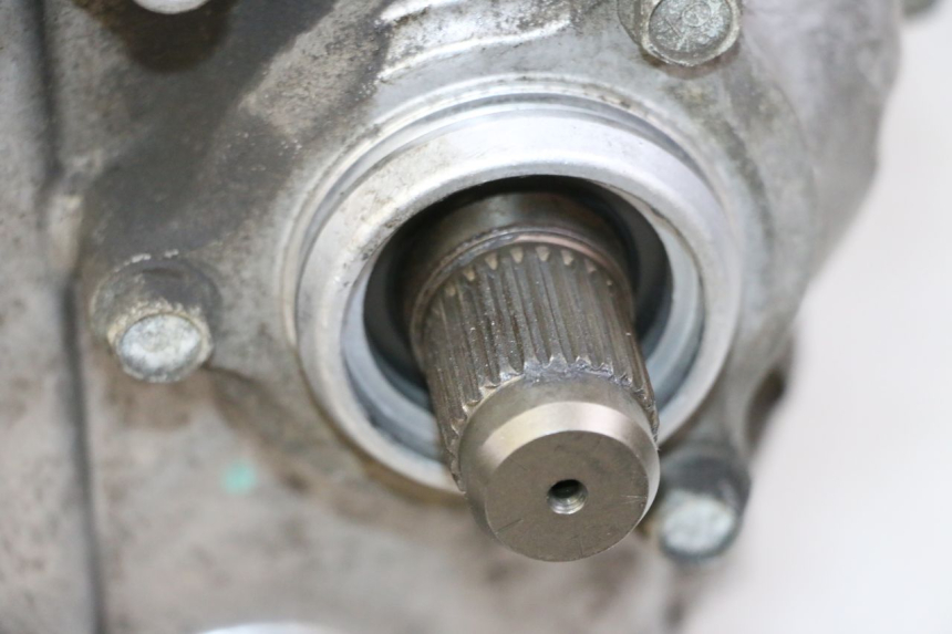 photo de MOTEUR HONDA ST PAN EUROPEAN 1300 (2002 - 2013) - Angle alternatif