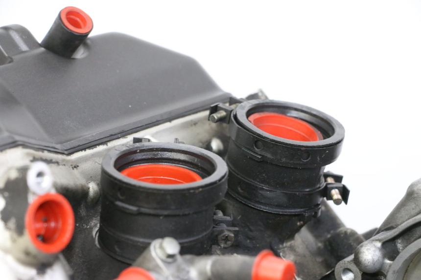 photo de MOTEUR HONDA ST PAN EUROPEAN 1300 (2002 - 2013) - Zoom état d’usage