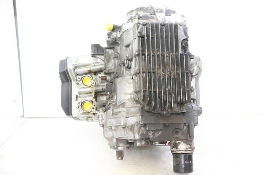 photo de MOTEUR HONDA ST PAN EUROPEAN 1300 (2002 - 2013) - Gros plan technique