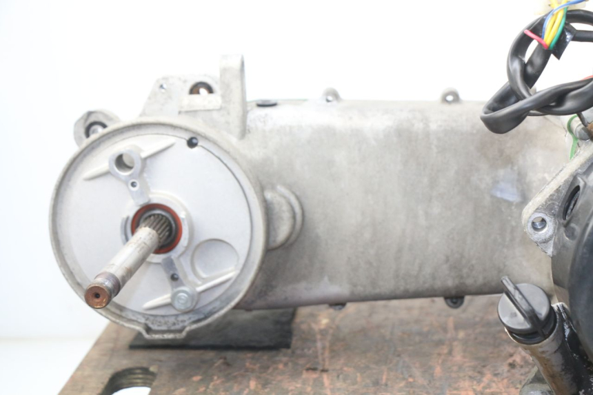 photo de MOTEUR RAZZO STEED 125 (2012 - 2018) - État de surface