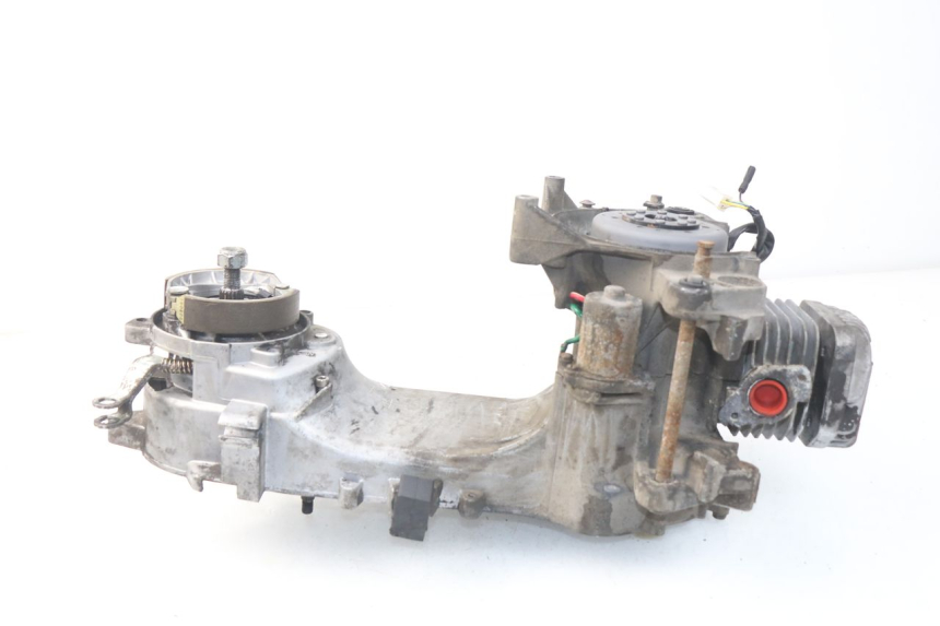 photo de MOTEUR PEUGEOT STREETZONE 2T 50 (2014 - 2019) - Autre angle de vue