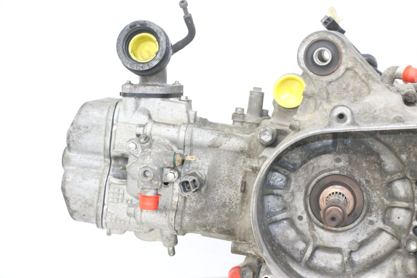 photo de MOTEUR SUZUKI BURGMAN 125 (2007 - 2014) - Vue rapprochée