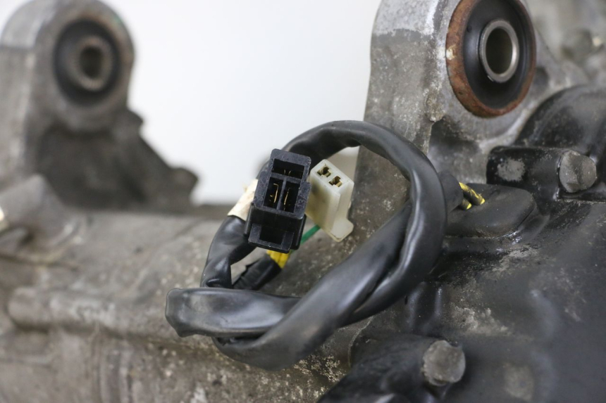 photo de MOTEUR SUZUKI BURGMAN 125 (2018 - 2021) - État de surface