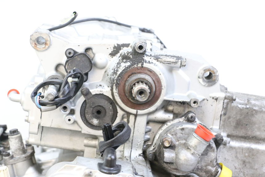 photo de MOTEUR SUZUKI GSX F GSXF 650 (2007 - 2015) - Autre angle de vue