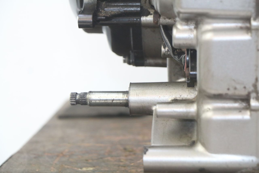 photo de MOTEUR SUZUKI SV S 650 (1999 - 2002) - État de surface