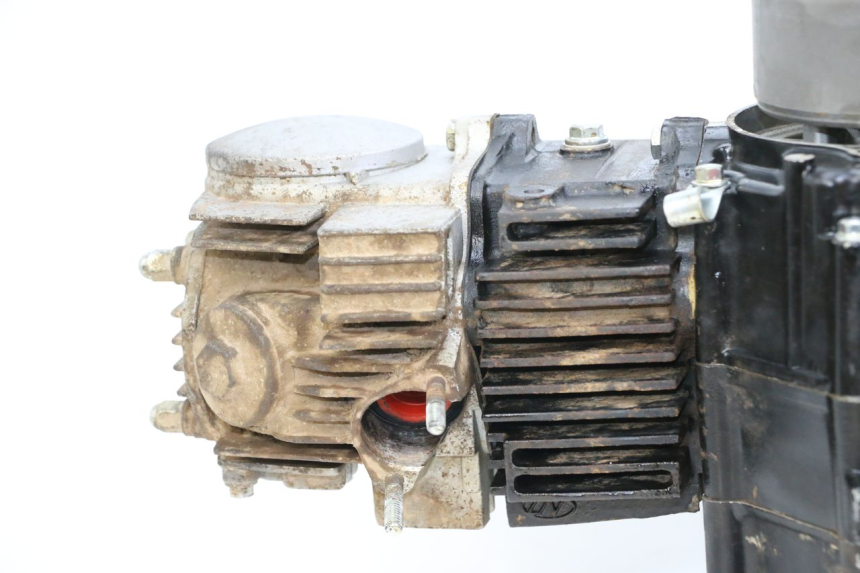 photo de MOTEUR NITRO MOTORS THUNDER 125 - Zoom composants