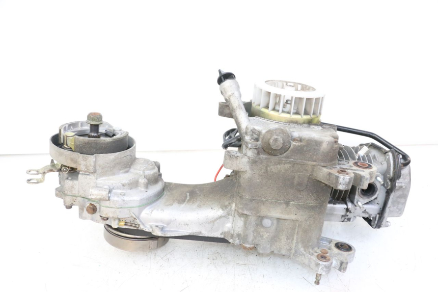 photo de MOTEUR BAOTIAN TRAVEL SPIRIT 50 (2010 - 2012) - Autre angle de vue