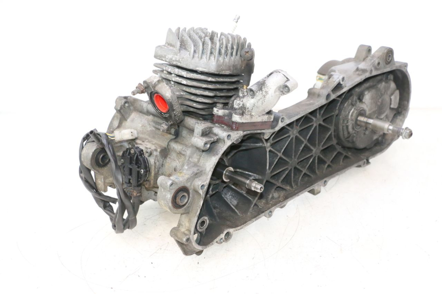 photo de MOTEUR PEUGEOT TREKKER TKR 50 (2005 - 2014) - Vue principale
