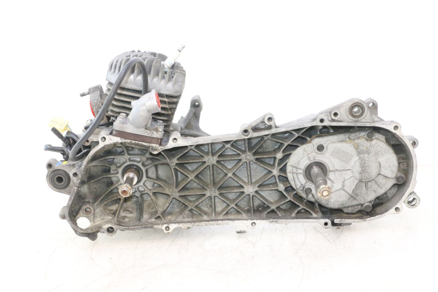 photo de MOTEUR PEUGEOT TREKKER 50 (1995 - 2004) - Vue principale