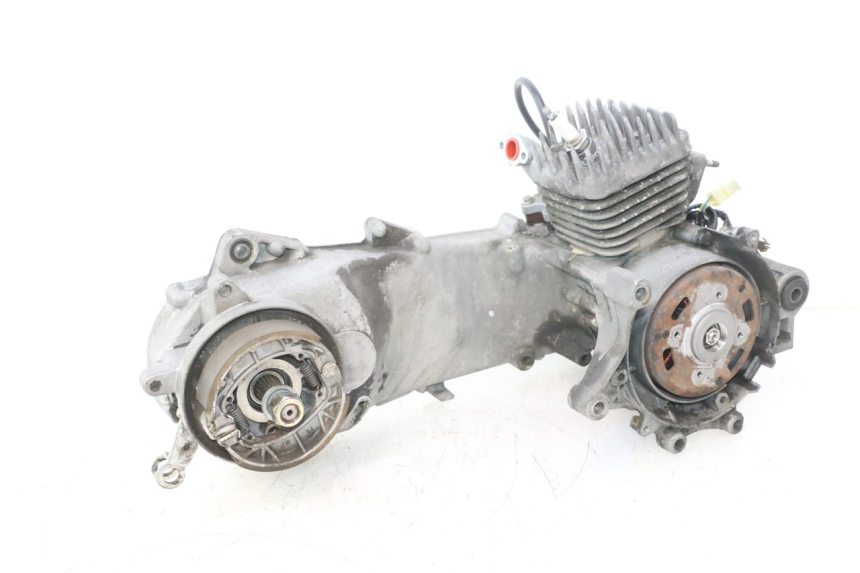photo de MOTEUR PEUGEOT TREKKER 50 (1995 - 2004) - Vue rapprochée