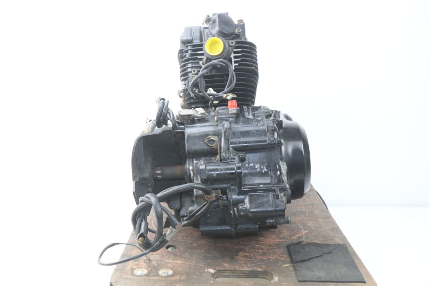 photo de MOTEUR YAMAHA TW 125 (1998 - 2002) - Vue rapprochée